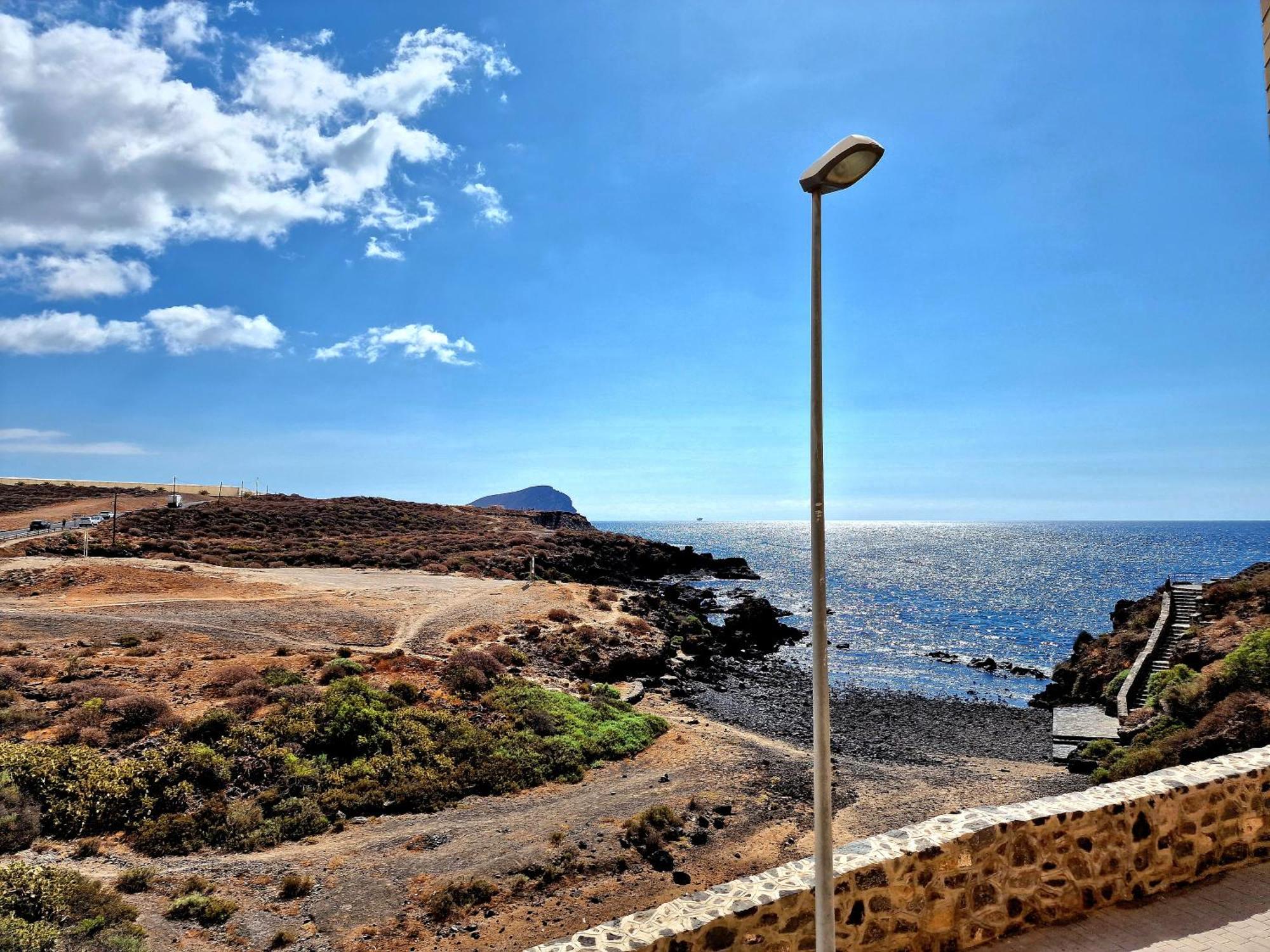 Las Rocas By The Ocean, Wifi And Sea View Los Abrigos Dış mekan fotoğraf